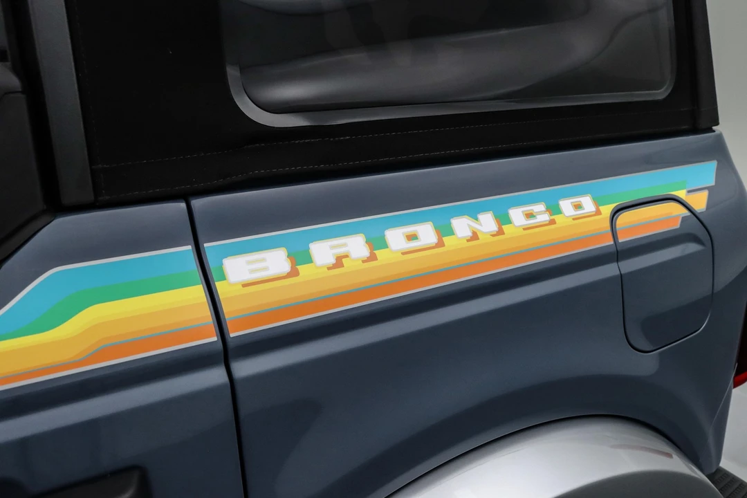 2025 Ford Bronco 6th Gen - Image 17 of 20