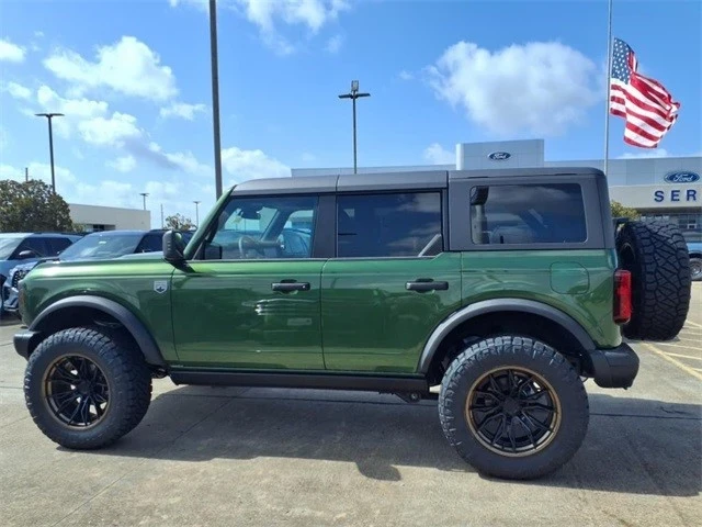 2025 Ford Bronco 6th Gen - Image 8 of 11
