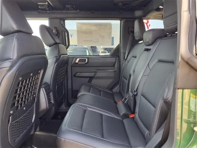 2025 Ford Bronco 6th Gen - Image 10 of 11