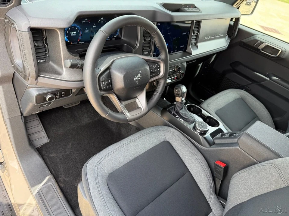 2025 Ford Bronco 6th Gen - Image 14 of 21