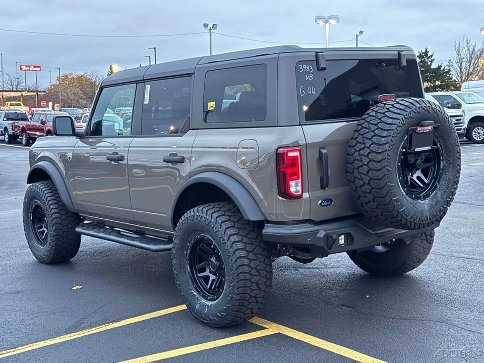 2025 Ford Bronco 6th Gen - Image 3 of 12