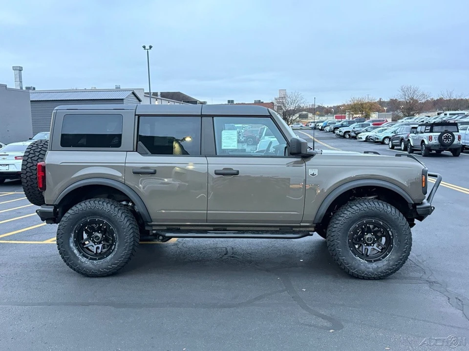 2025 Ford Bronco 6th Gen - Image 7 of 12