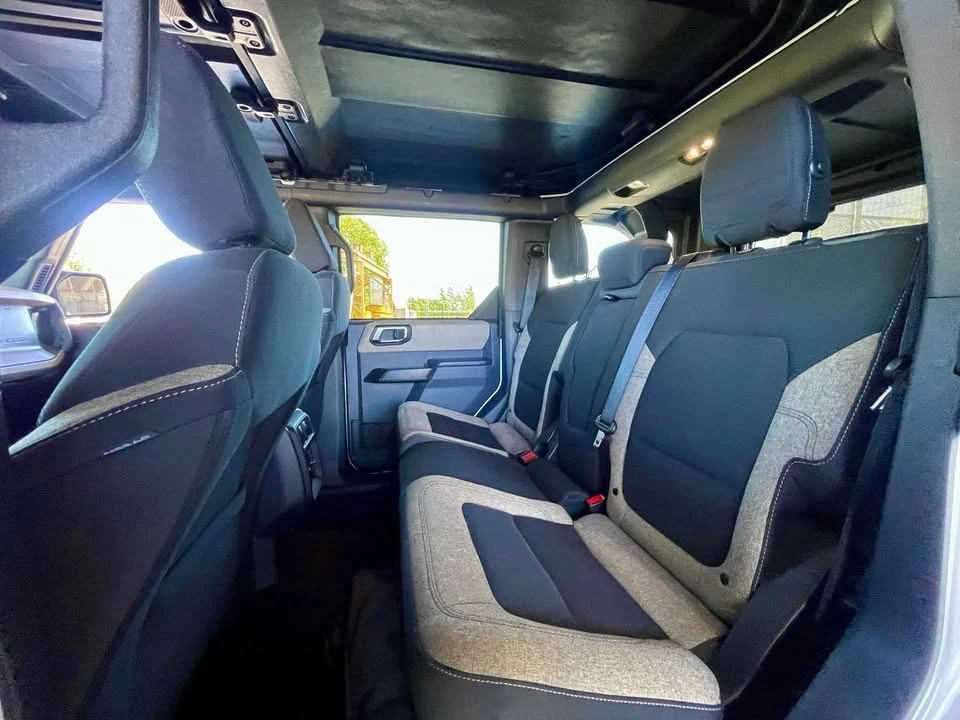 2025 Ford Bronco 6th Gen - Image 15 of 17