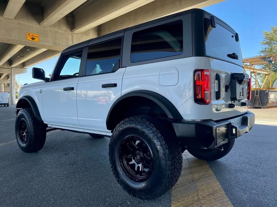 2025 Ford Bronco 6th Gen - Image 3 of 17
