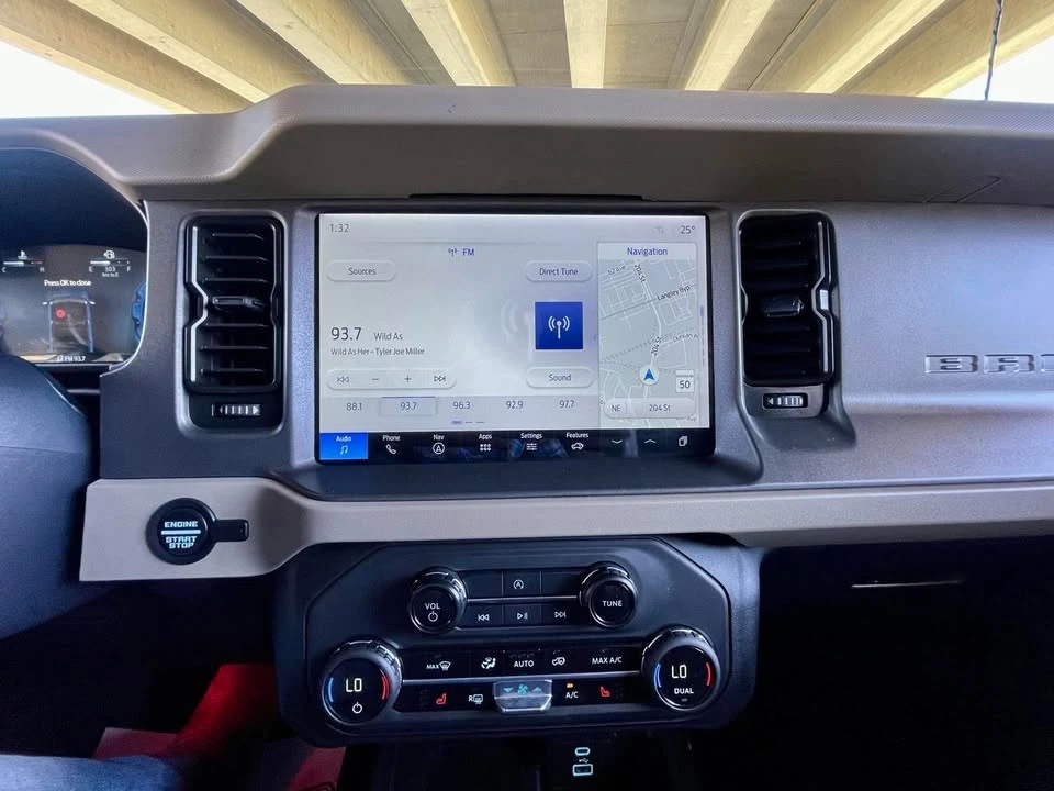 2025 Ford Bronco 6th Gen - Image 12 of 17