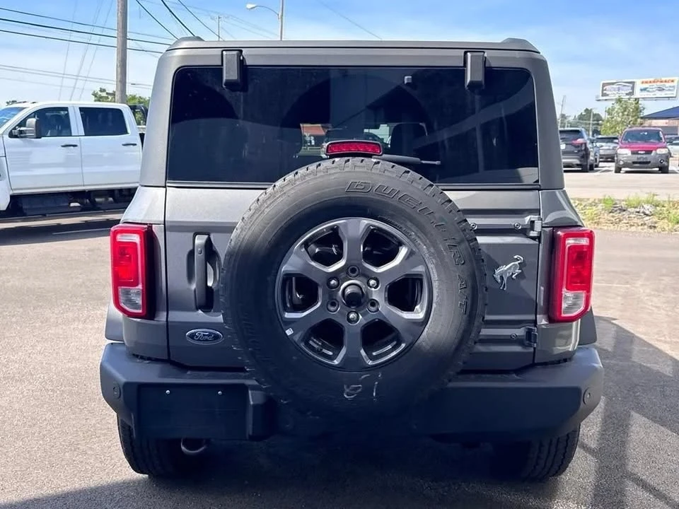 2025 Ford Bronco 6th Gen - Image 5 of 12