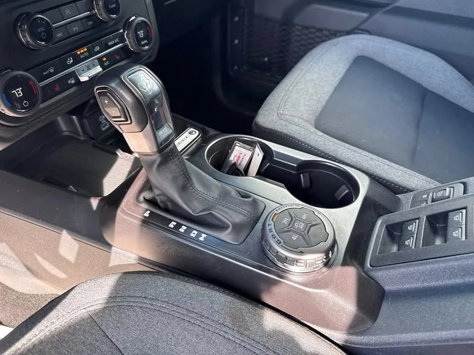 2025 Ford Bronco 6th Gen - Image 10 of 12