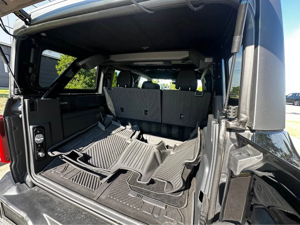 2025 Ford Bronco 6th Gen - Image 8 of 16