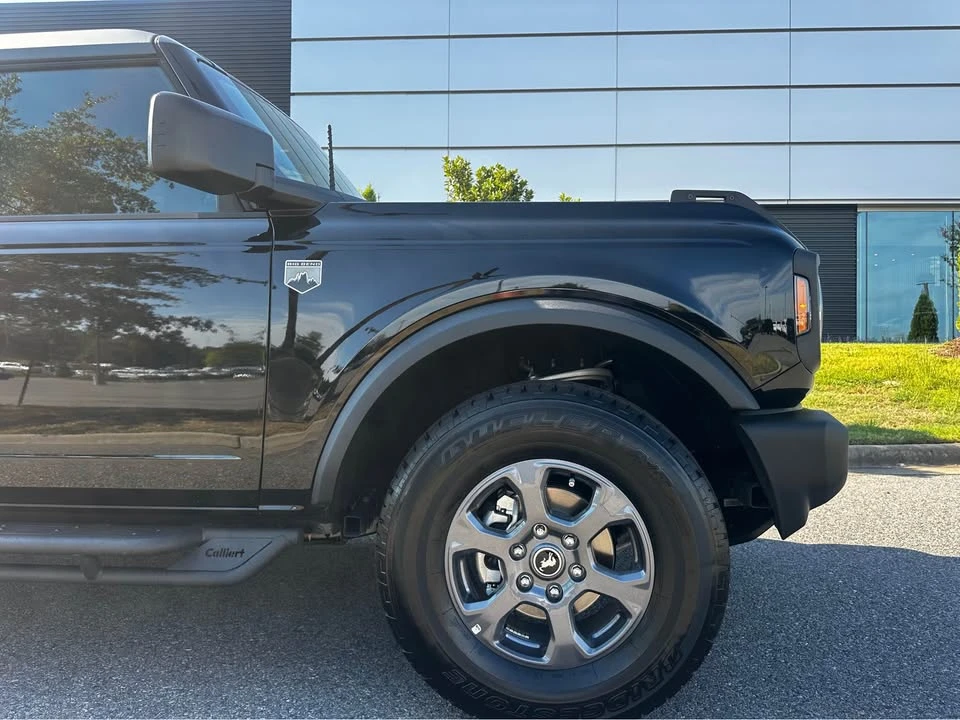 2025 Ford Bronco 6th Gen - Image 3 of 16