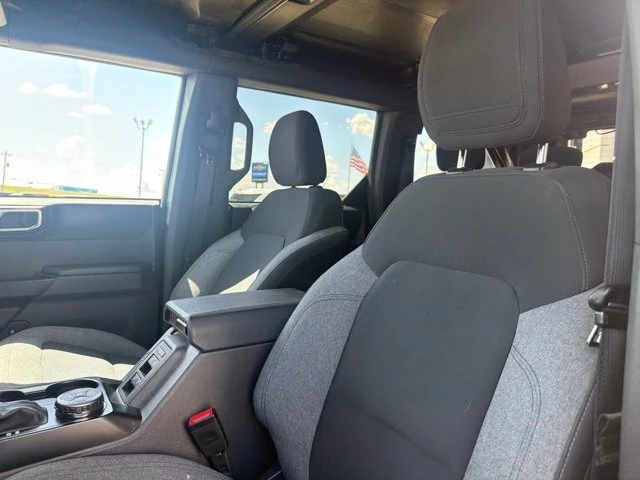 2025 Ford Bronco 6th Gen - Image 10 of 14