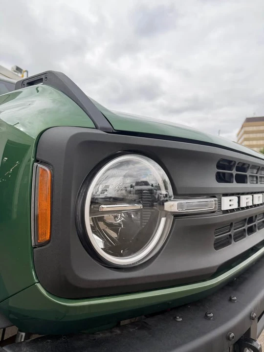 2025 Ford Bronco 6th Gen - Image 2 of 12