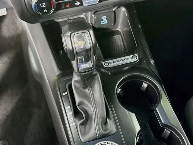 2025 Ford Bronco 6th Gen - Image 15 of 20