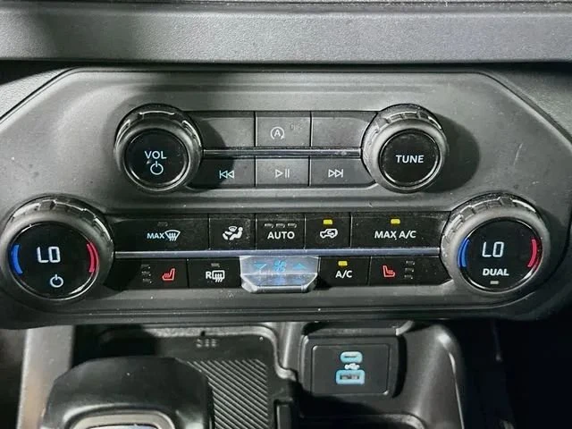 2025 Ford Bronco 6th Gen - Image 14 of 20