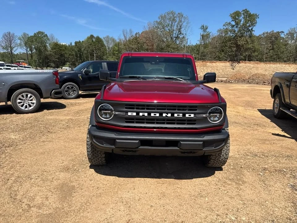 2025 Ford Bronco 6th Gen - Image 2 of 15
