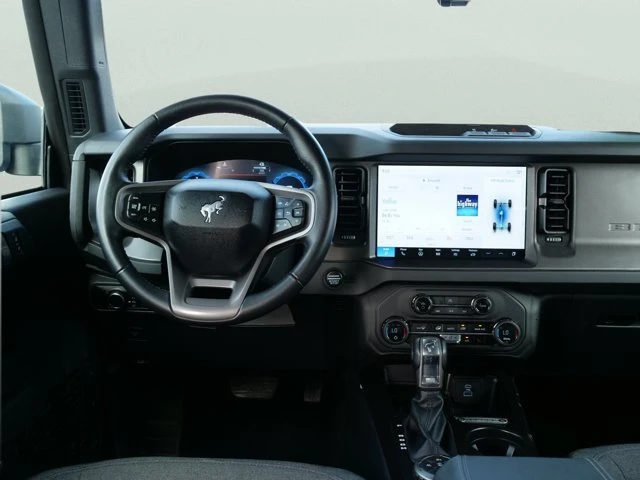2025 Ford Bronco 6th Gen - Image 17 of 20