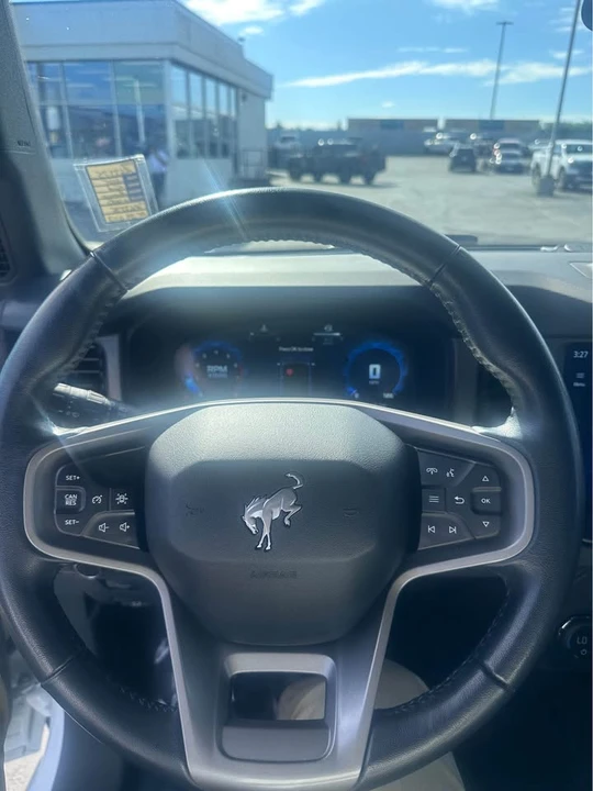 2025 Ford Bronco 6th Gen - Image 6 of 8