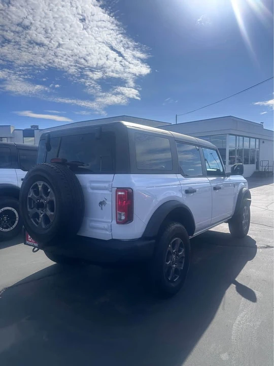 2025 Ford Bronco 6th Gen - Image 3 of 8
