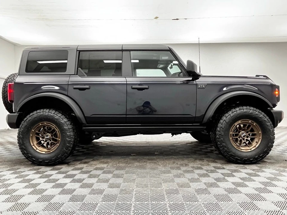 2025 Ford Bronco 6th Gen - Image 6 of 12