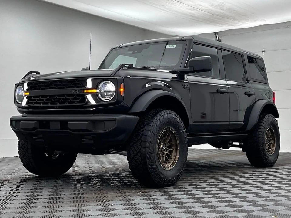 2025 Ford Bronco 6th Gen - Image 12 of 12