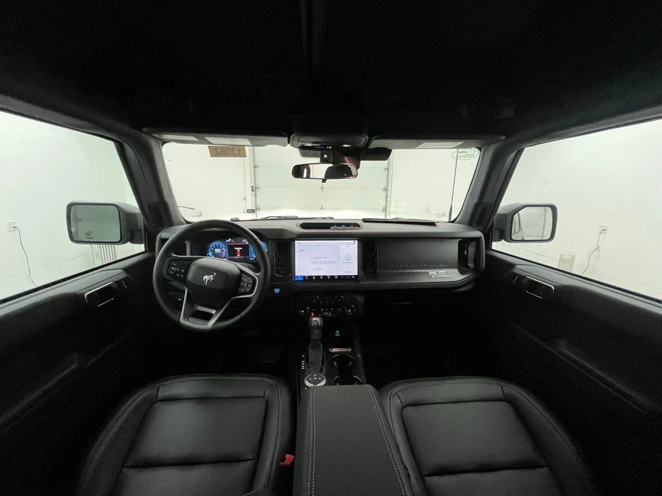 2025 Ford Bronco 6th Gen - Image 2 of 12