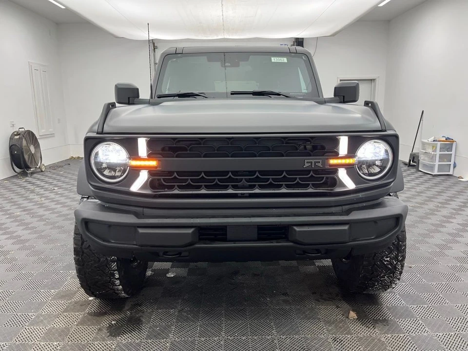 2025 Ford Bronco 6th Gen - Image 9 of 12