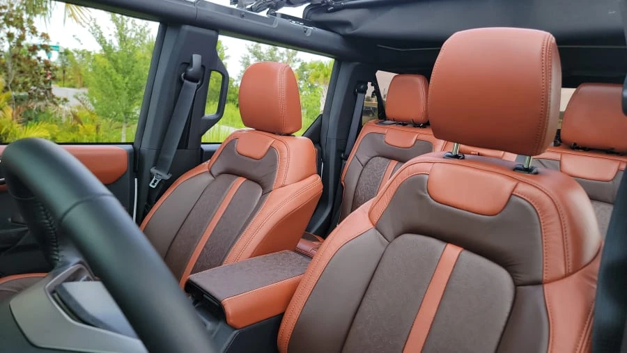 2025 Ford Bronco 6th Gen - Image 17 of 19