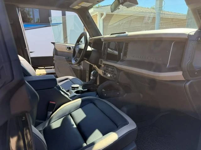 2025 Ford Bronco 6th Gen - Image 6 of 12