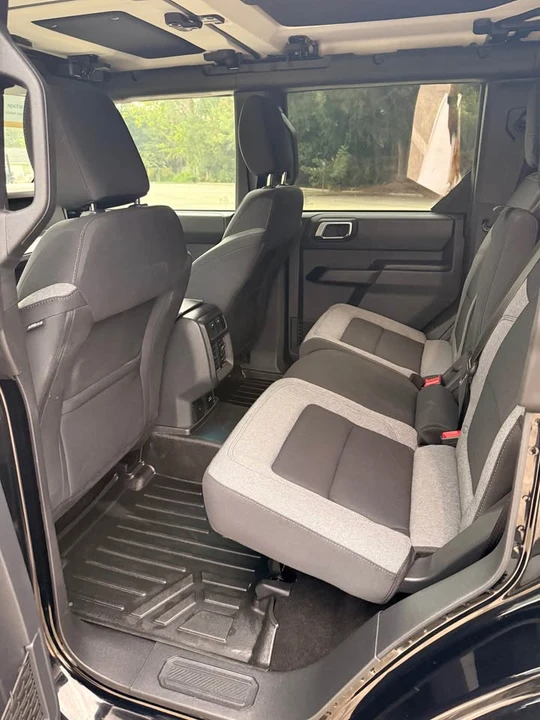 2025 Ford Bronco 6th Gen - Image 9 of 9