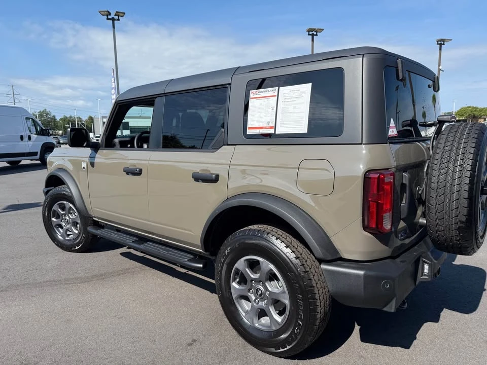 2025 Ford Bronco 6th Gen - Image 6 of 9