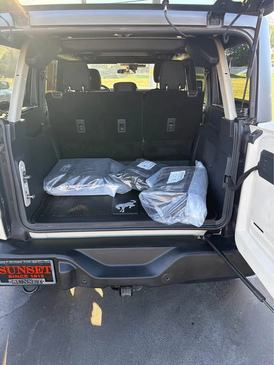 2025 Ford Bronco 6th Gen - Image 4 of 9