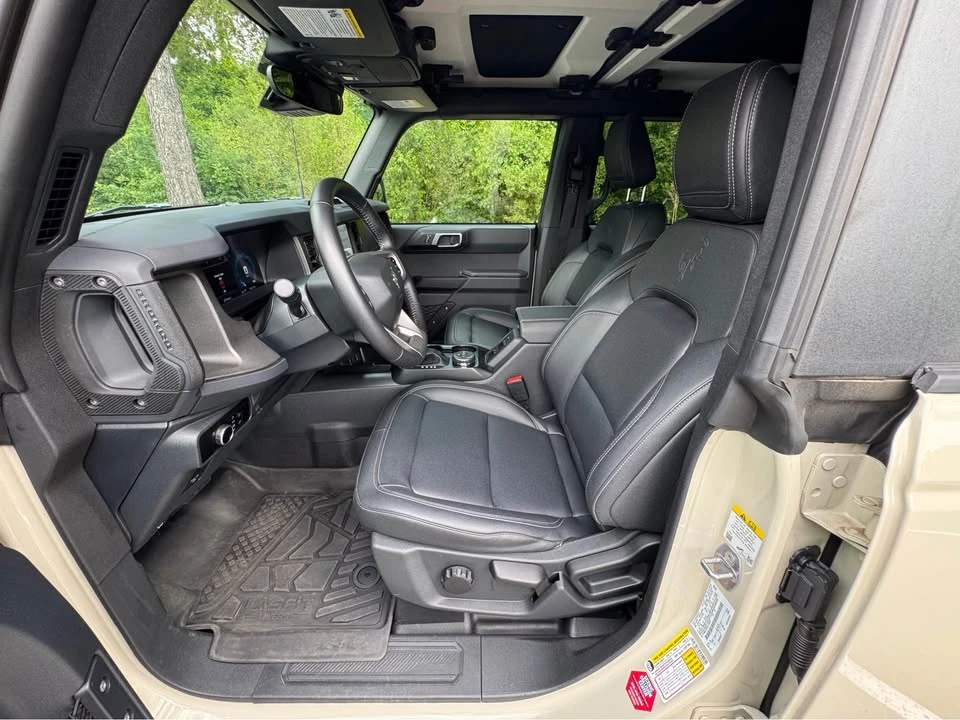 2025 Ford Bronco 6th Gen - Image 10 of 19