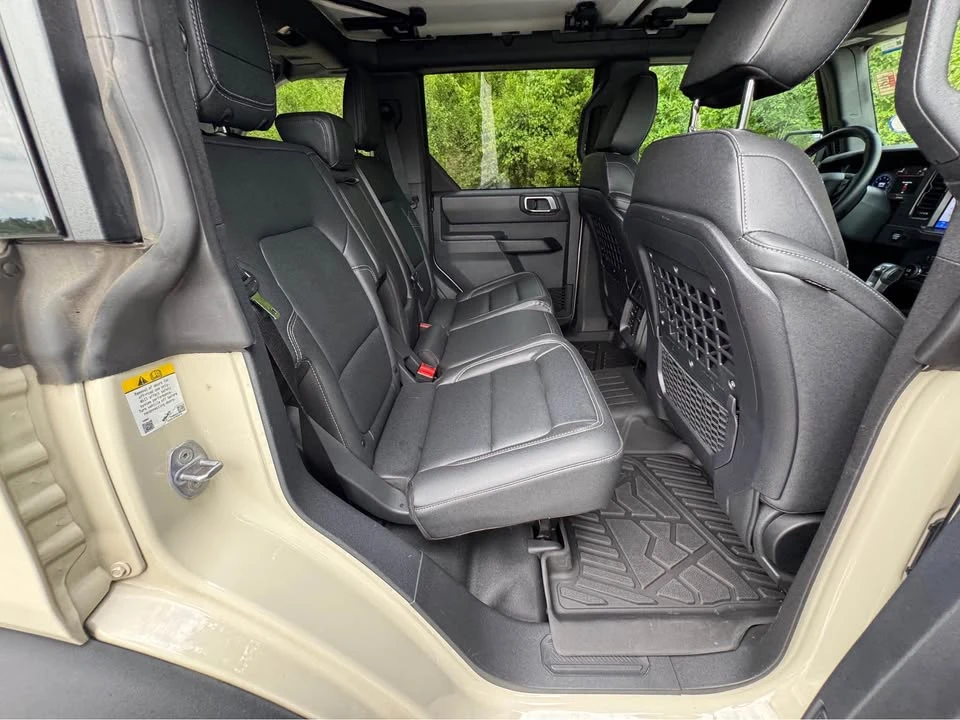 2025 Ford Bronco 6th Gen - Image 16 of 19