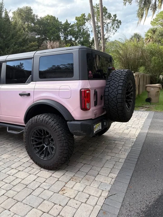 2025 Ford Bronco 6th Gen - Image 5 of 9