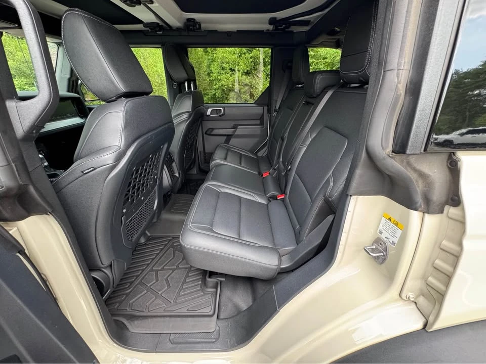 2025 Ford Bronco 6th Gen - Image 14 of 19