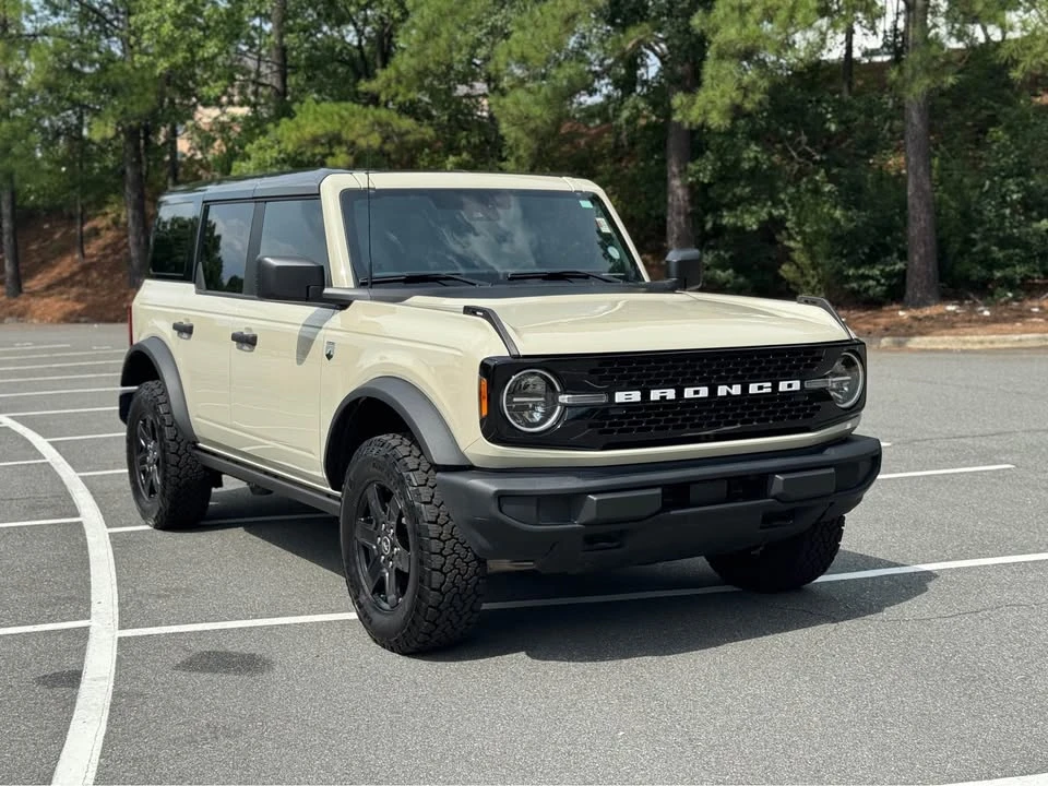2025 Ford Bronco 6th Gen - Image 9 of 19