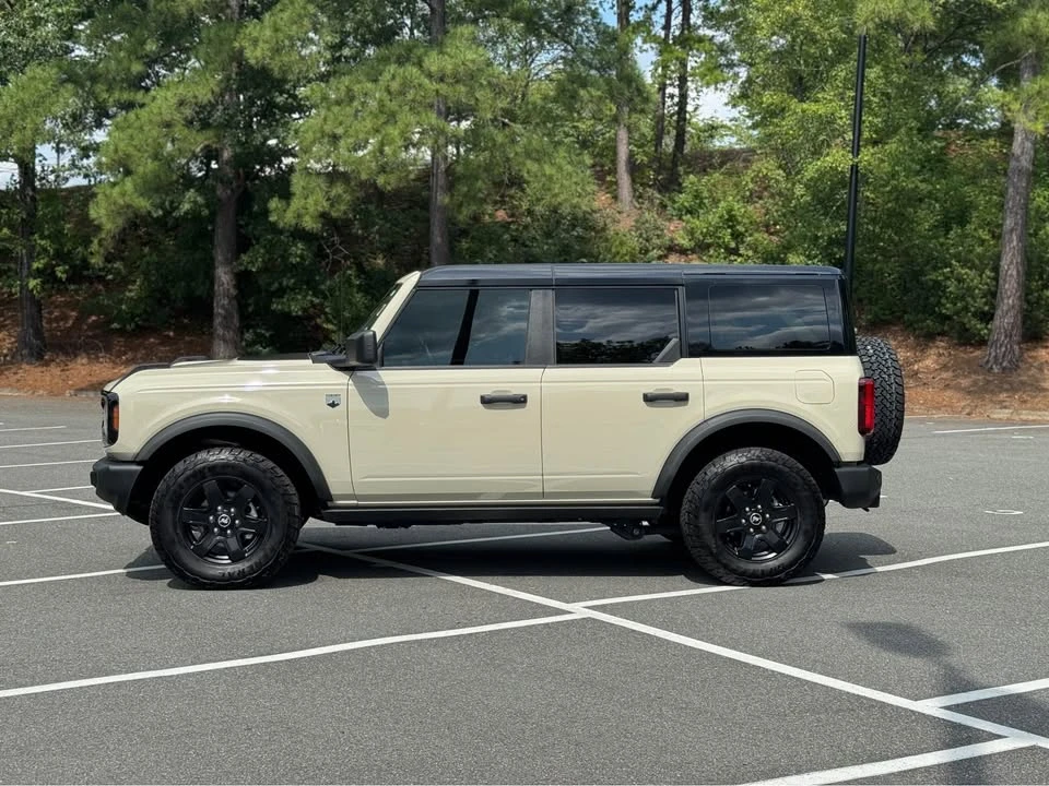 2025 Ford Bronco 6th Gen - Image 4 of 19