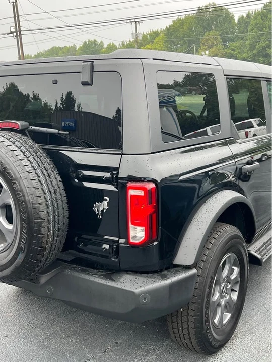 2025 Ford Bronco 6th Gen - Image 4 of 7