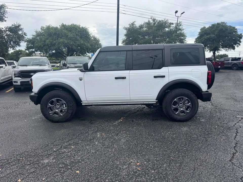 2025 Ford Bronco 6th Gen - Image 2 of 6