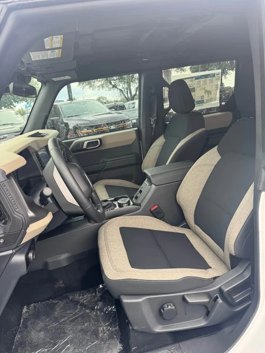 2025 Ford Bronco 6th Gen - Image 5 of 6