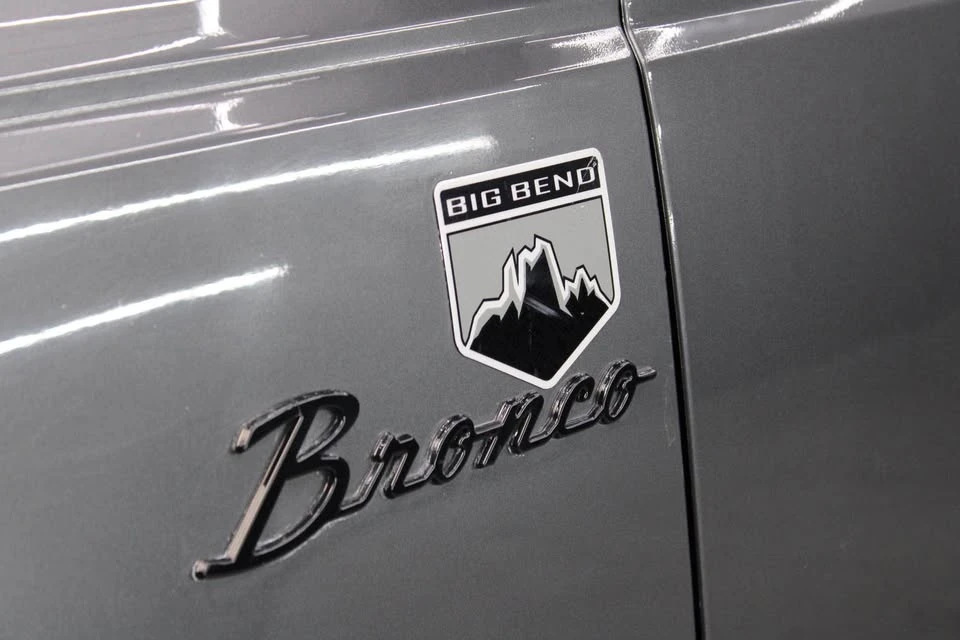 2025 Ford Bronco 6th Gen - Image 6 of 16