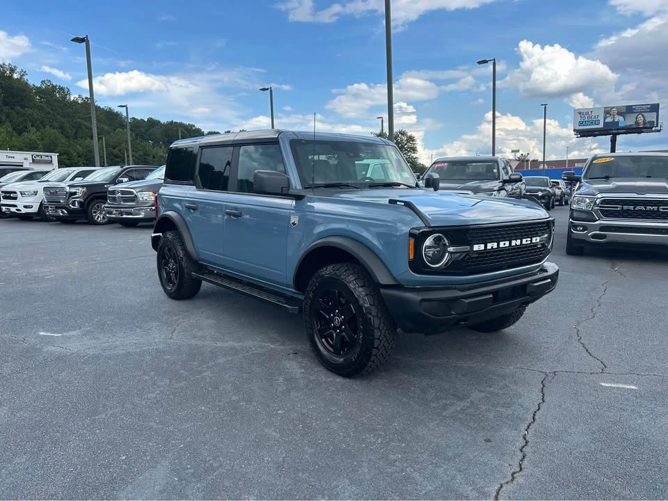 2025 Ford Bronco 6th Gen - Image 3 of 17