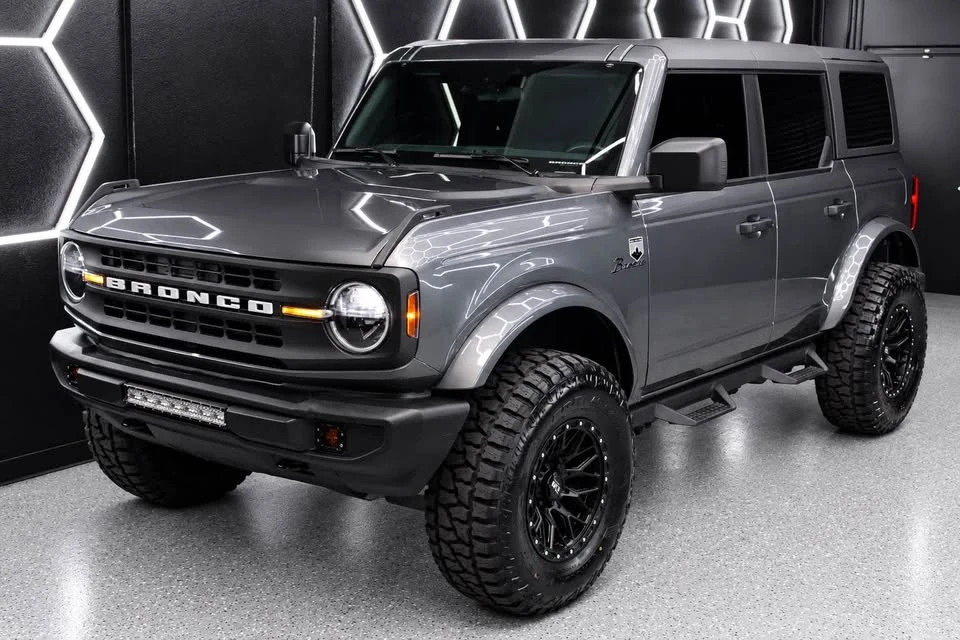 2025 Ford Bronco 6th Gen - Image 3 of 16