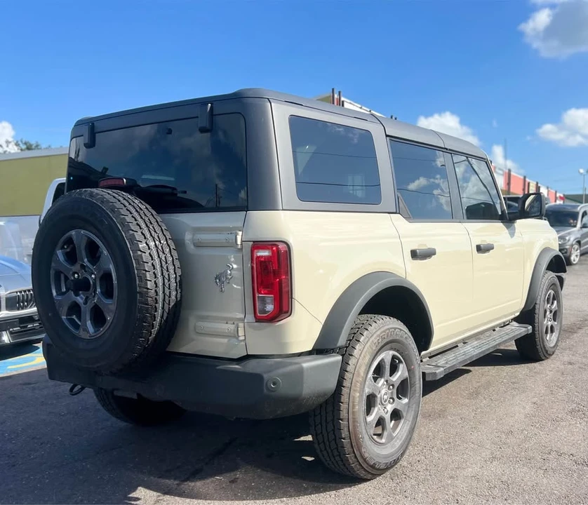 2025 Ford Bronco 6th Gen - Image 3 of 6