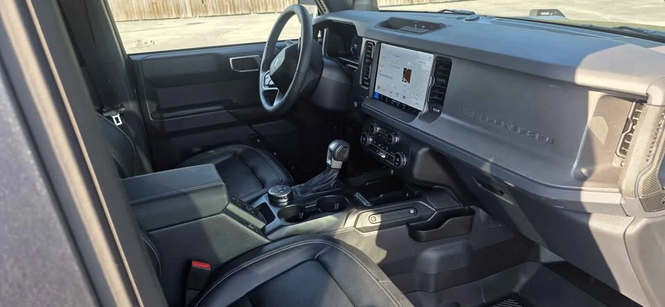 2025 Ford Bronco 6th Gen - Image 5 of 8