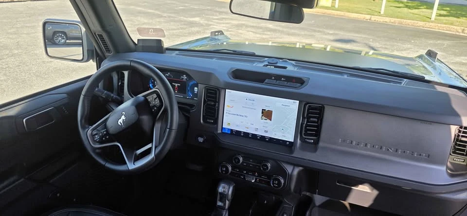 2025 Ford Bronco 6th Gen - Image 7 of 8
