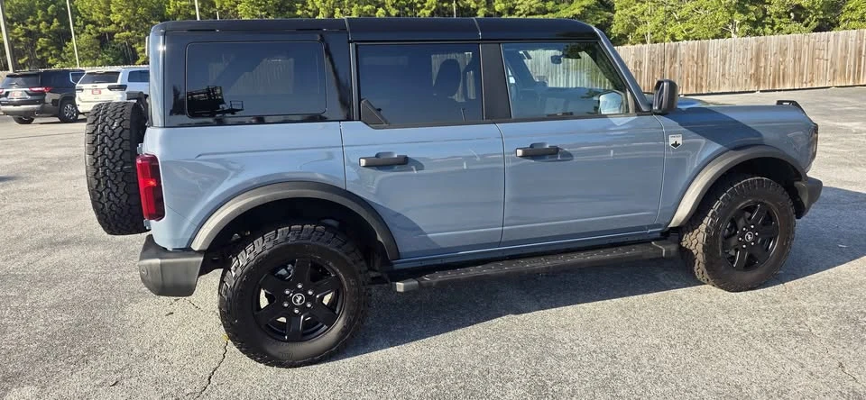 2025 Ford Bronco 6th Gen - Image 4 of 8