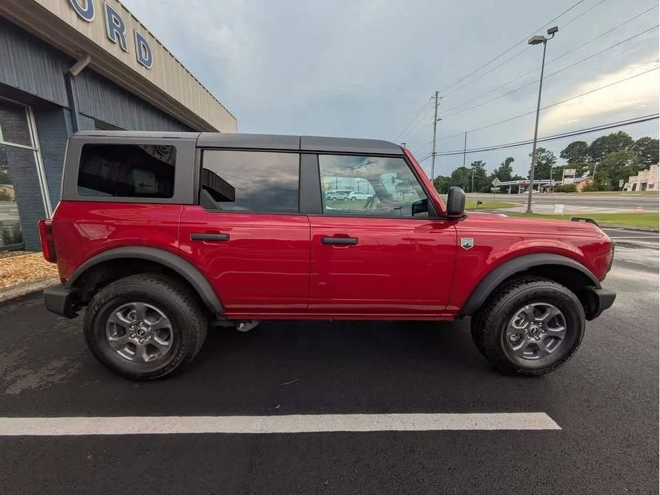 2025 Ford Bronco 6th Gen - Image 3 of 20