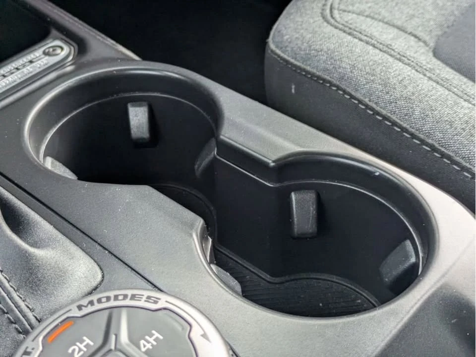 2025 Ford Bronco 6th Gen - Image 14 of 20
