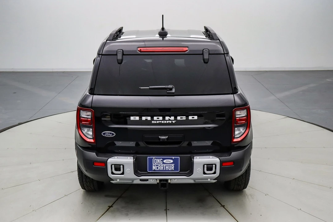 2025 Ford Bronco 6th Gen - Image 6 of 21