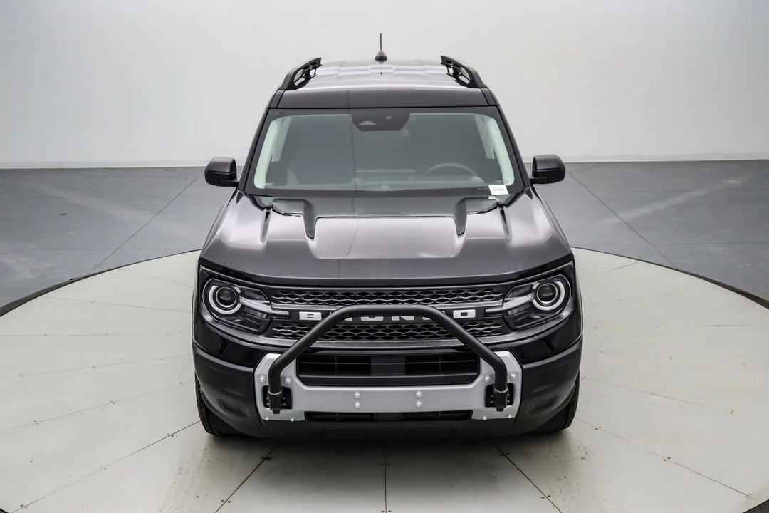 2025 Ford Bronco 6th Gen - Image 10 of 21